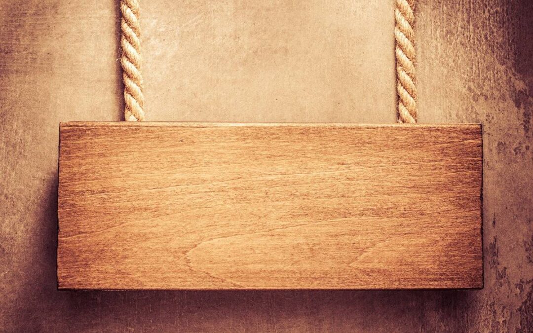 Jak zaprojektować szyld reklamowy przyciągający uwagę?