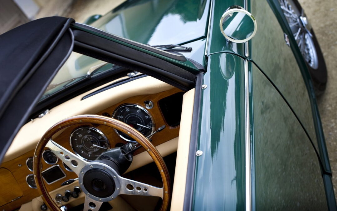 Czy można okleić folią stary samochód?