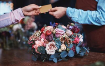 Jakie rodzaje reklam warto poddać laminowaniu?