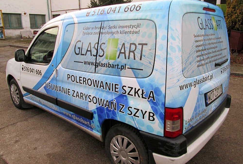 Oklejanie samochodów dostawczych małych