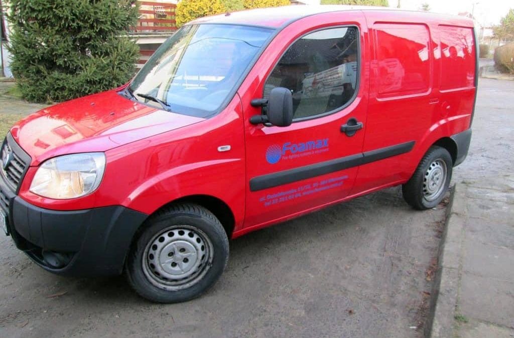 Oklejanie samochodów dostawczych małych