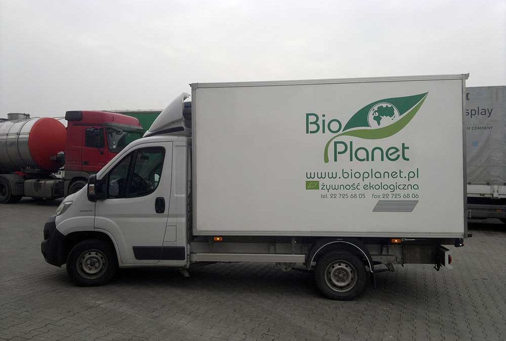 Oklejanie samochodów ciężarowych – kontener