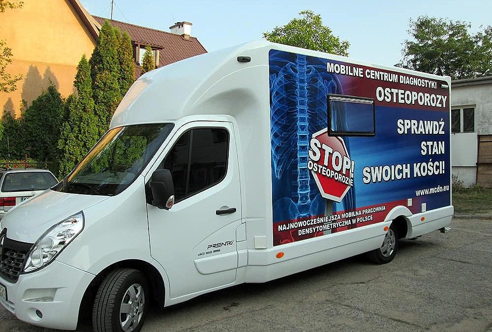 Oklejanie samochodów ciężarowych – kontener