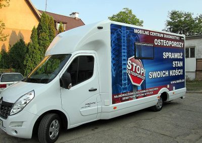 Oklejanie samochodów ciężarowych – kontener