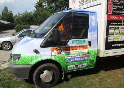 Oklejanie samochodów ciężarowych – zmiana koloru