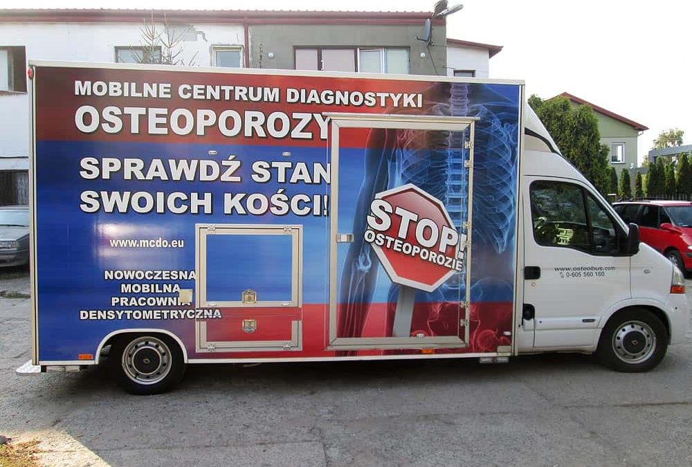 Oklejanie samochodów ciężarowych – kontener
