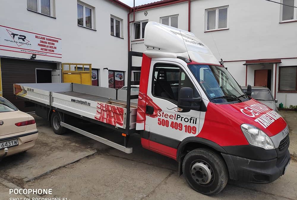 Oklejanie samochodów ciężarowych – kontener