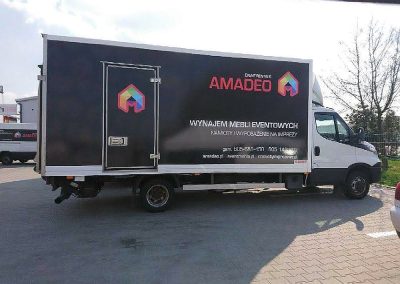 Oklejanie samochodów ciężarowych – kontener