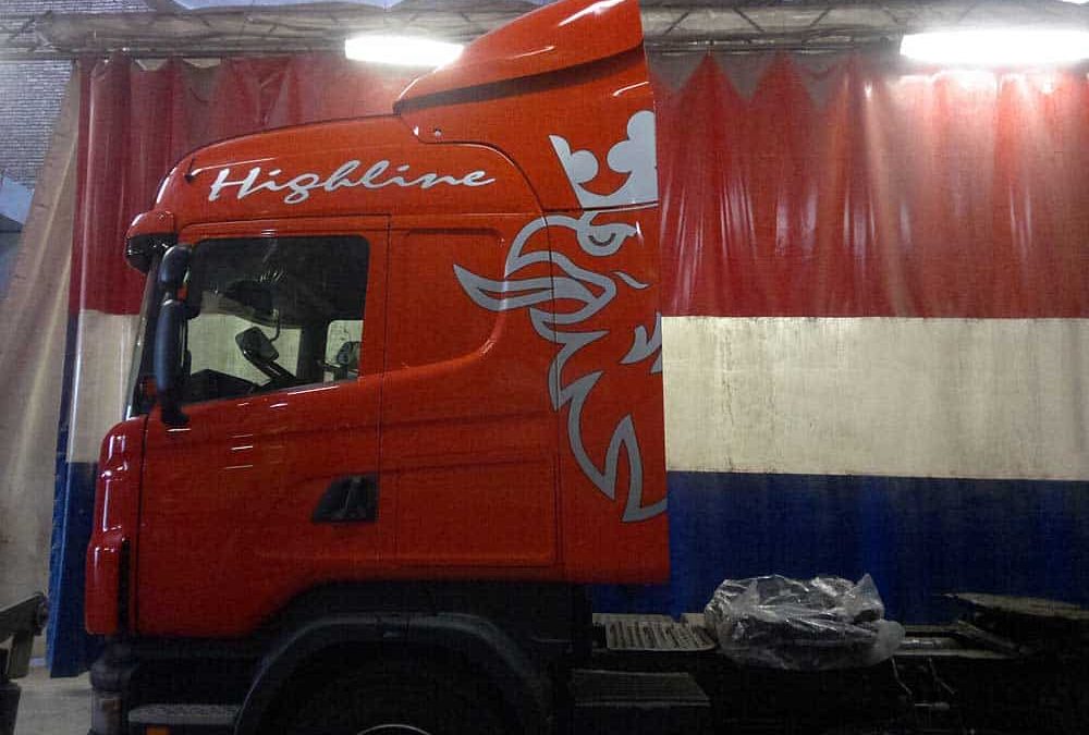 Oklejanie samochodów ciężarowych TIR