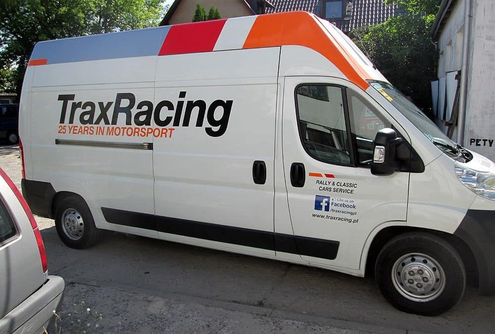 Oklejanie samochodów dostawczych dużych