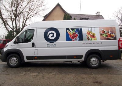 Oklejanie samochodów dostawczych dużych