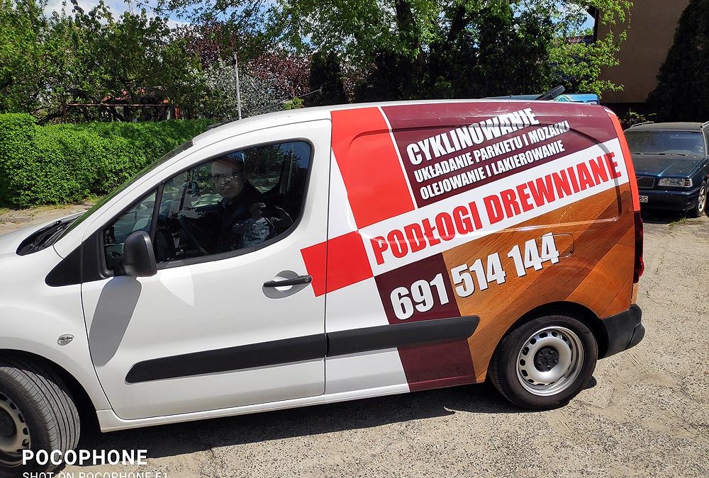 Oklejanie samochodów dostawczych małych