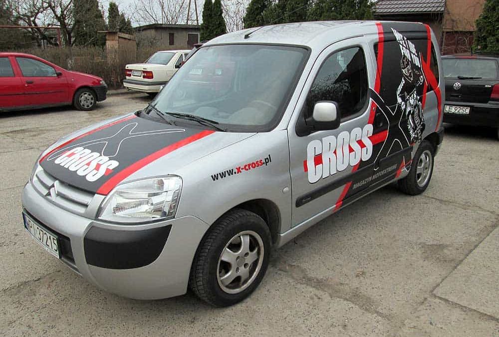 Oklejanie samochodów dostawczych małych