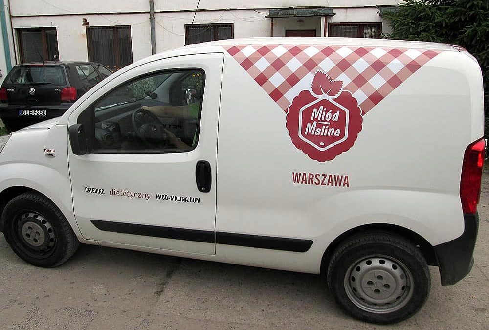 Oklejanie samochodów dostawczych małych