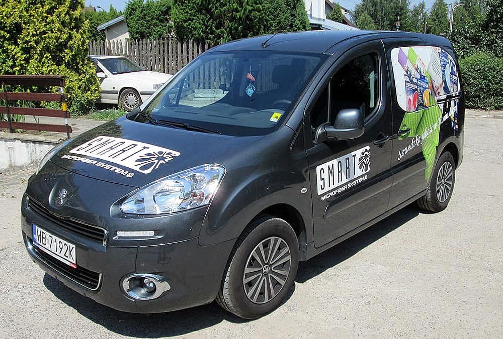 Oklejanie samochodów dostawczych małych