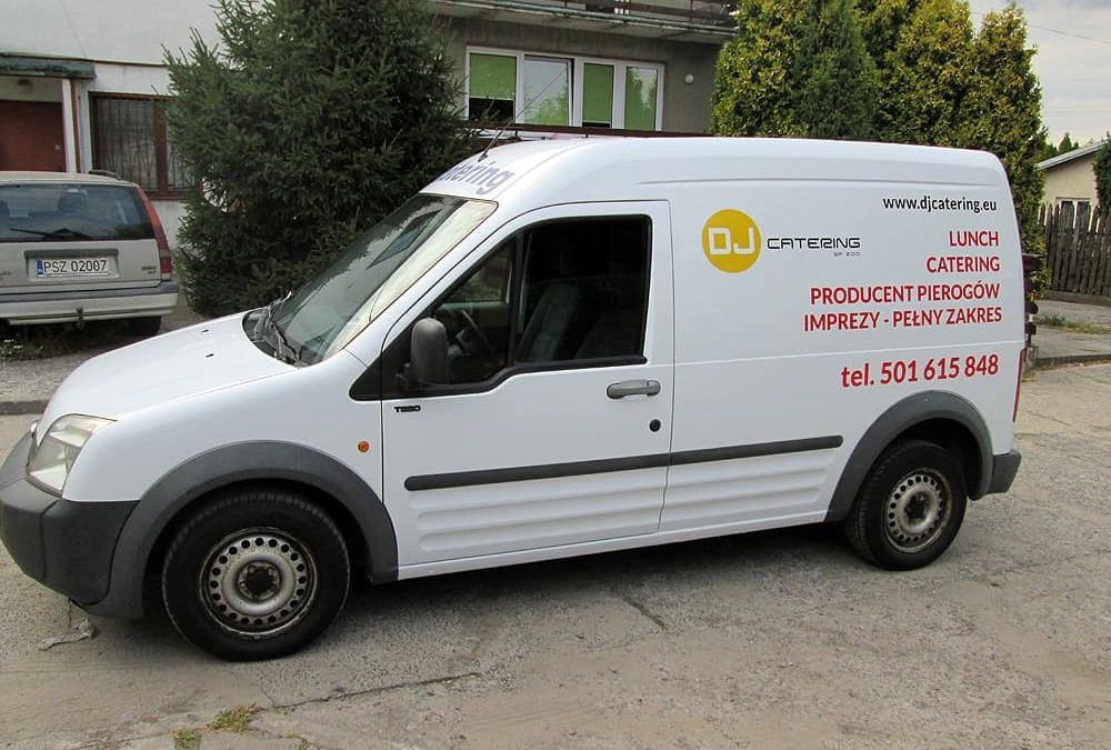 Oklejanie samochodów dostawczych małych
