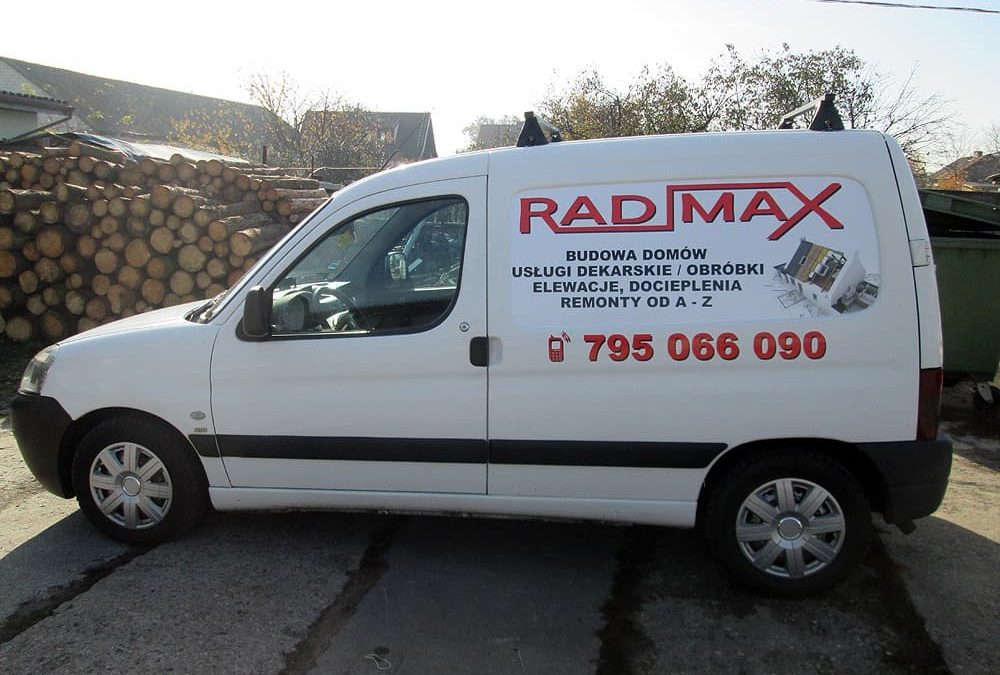 Oklejanie samochodów dostawczych małych