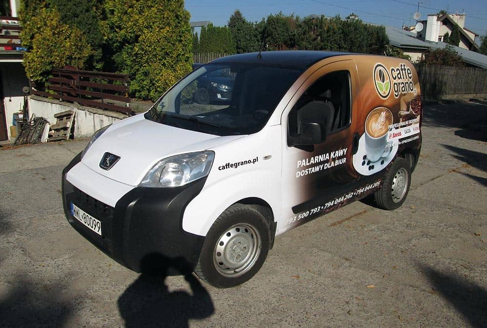 Oklejanie samochodów dostawczych małych