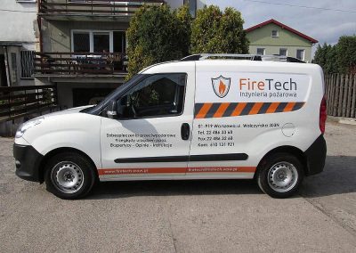 Oklejanie samochodów dostawczych małych