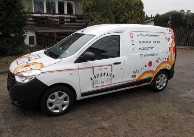 Oklejanie samochodów dostawczych małych