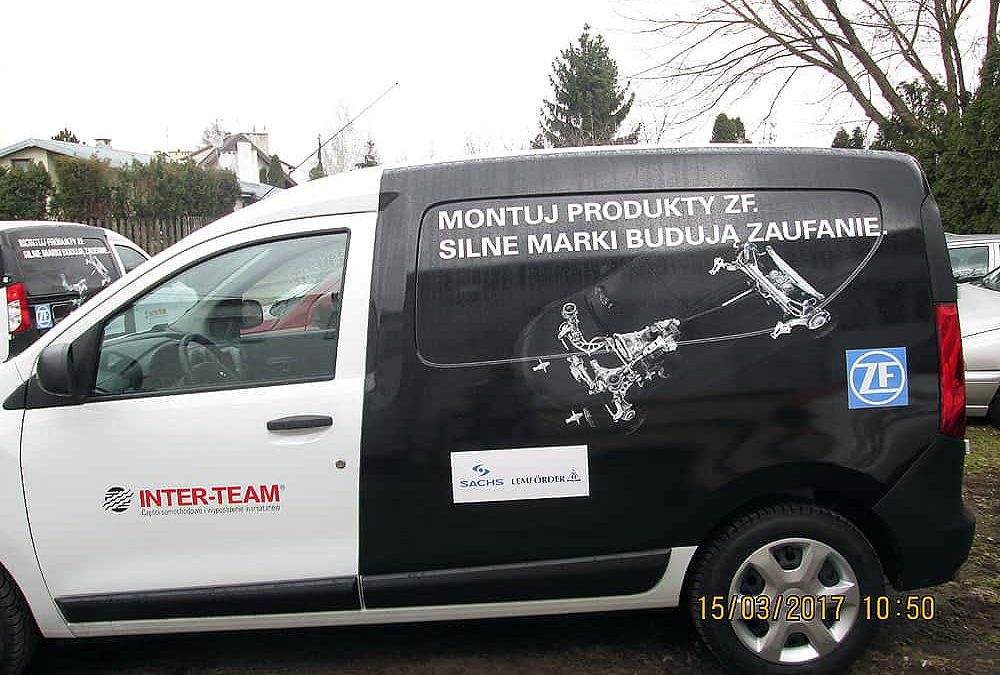 Oklejanie samochodów dostawczych małych