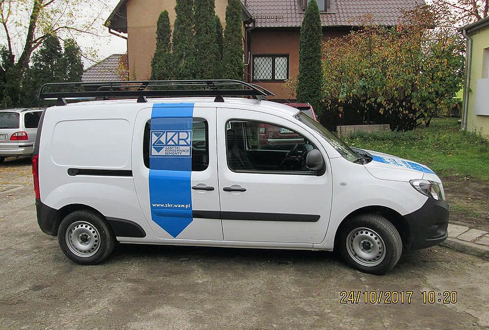 Oklejanie samochodów dostawczych małych