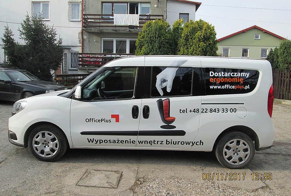 Oklejanie samochodów dostawczych małych