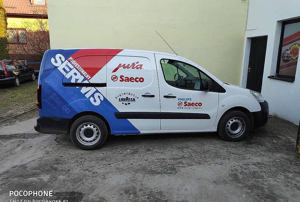 Oklejanie samochodów dostawczych małych