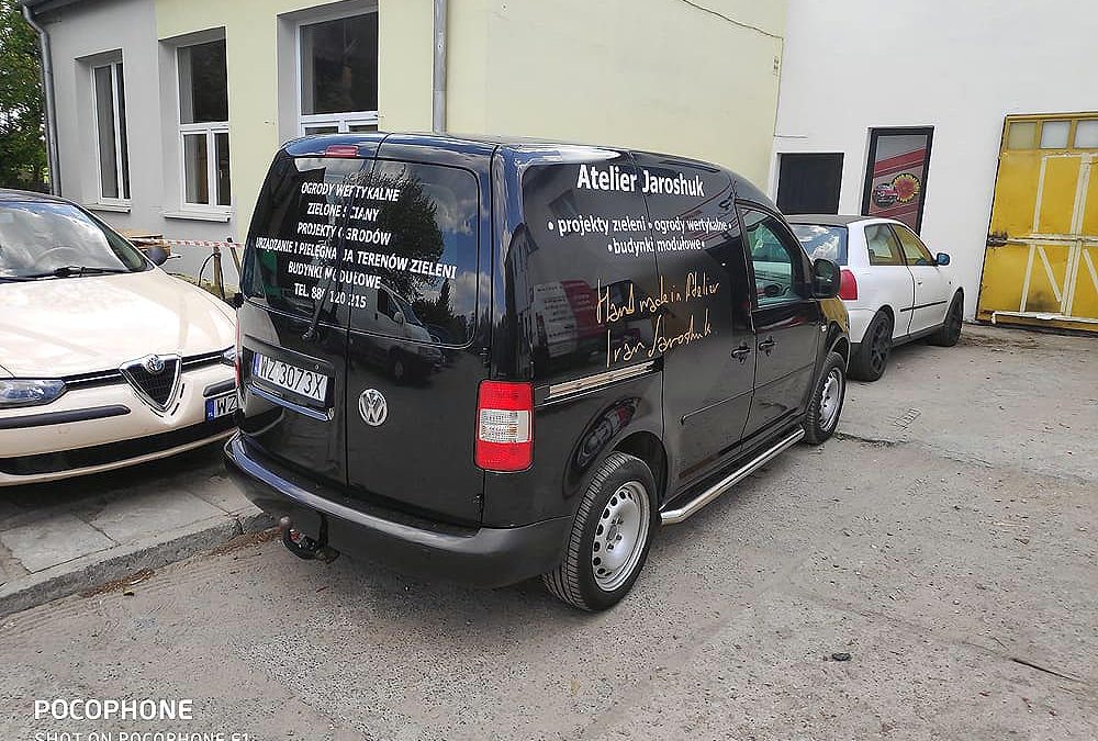 Oklejanie samochodów dostawczych małych