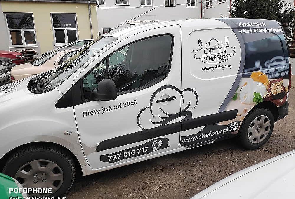 Oklejanie samochodów dostawczych małych