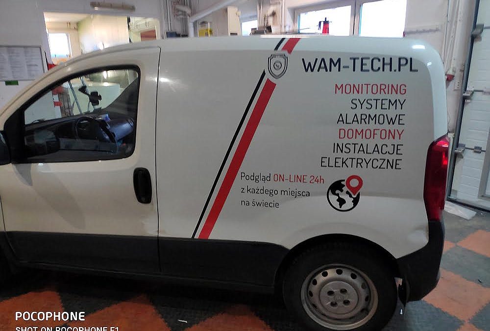 Oklejanie samochodów dostawczych małych