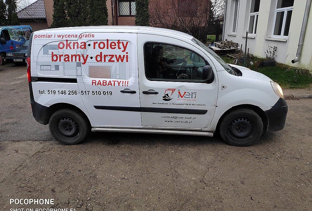 Oklejanie samochodów dostawczych małych