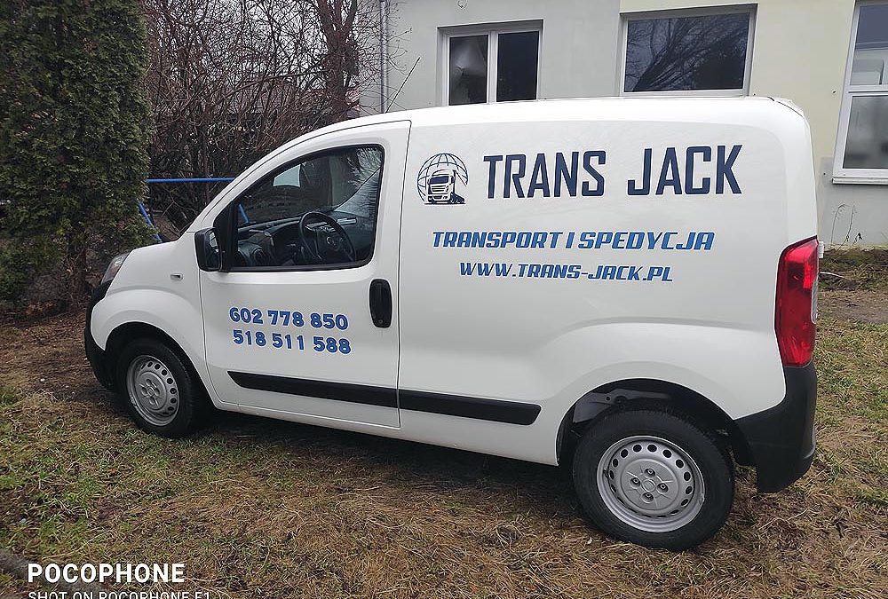 Oklejanie samochodów dostawczych małych