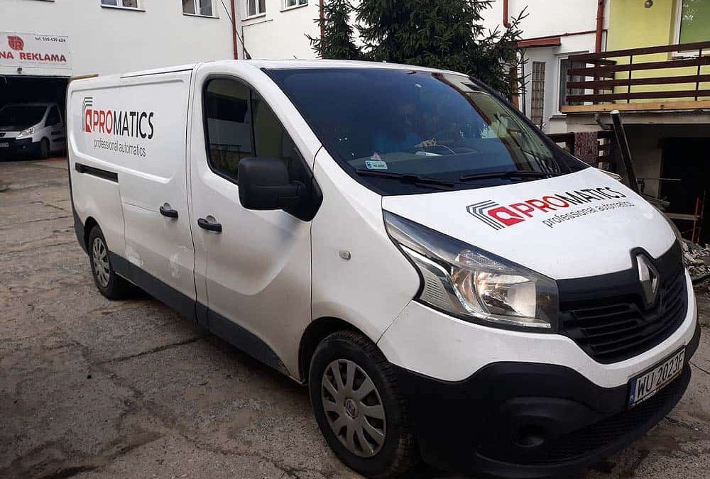 Oklejanie samochodów dostawczych średnich