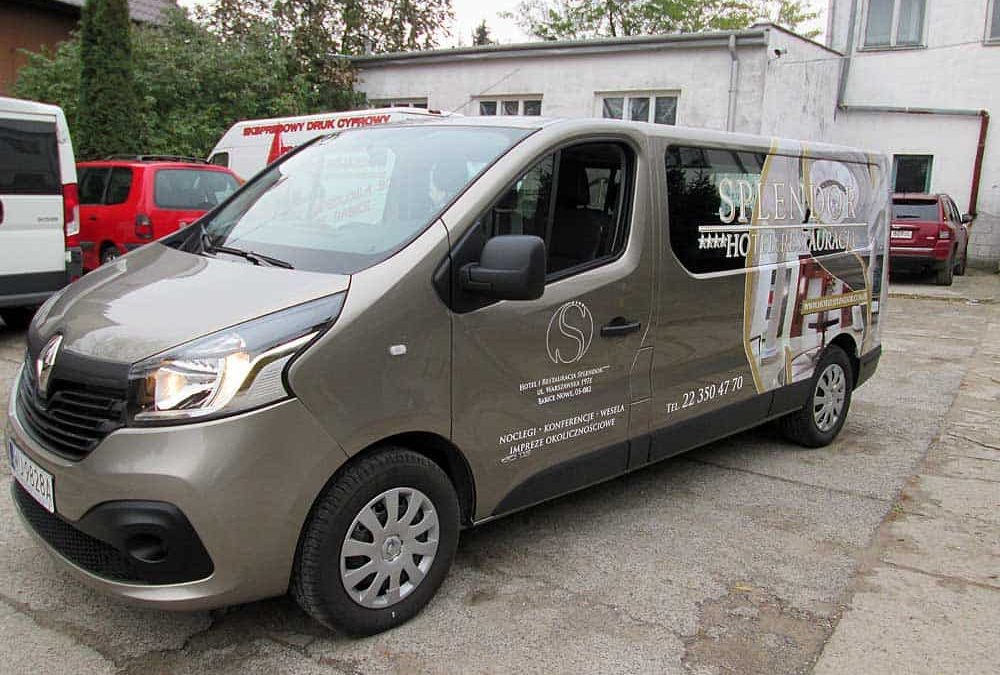 Oklejanie samochodów dostawczych średnich