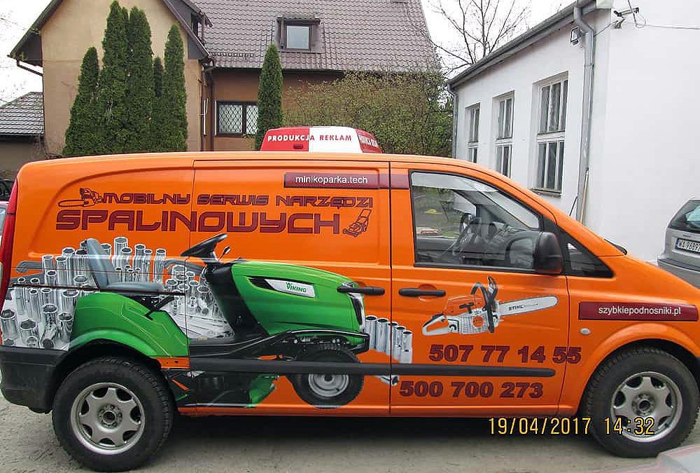 Oklejanie samochodów dostawczych średnich