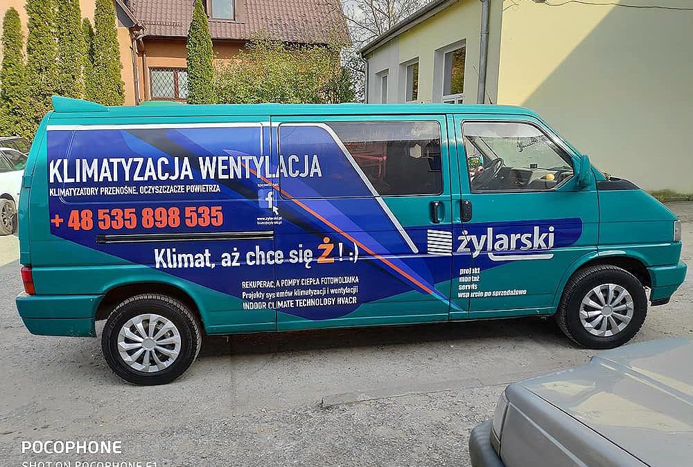 Oklejanie samochodów dostawczych średnich
