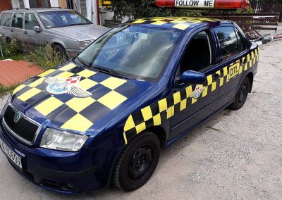 Oklejanie samochodów osobowych
