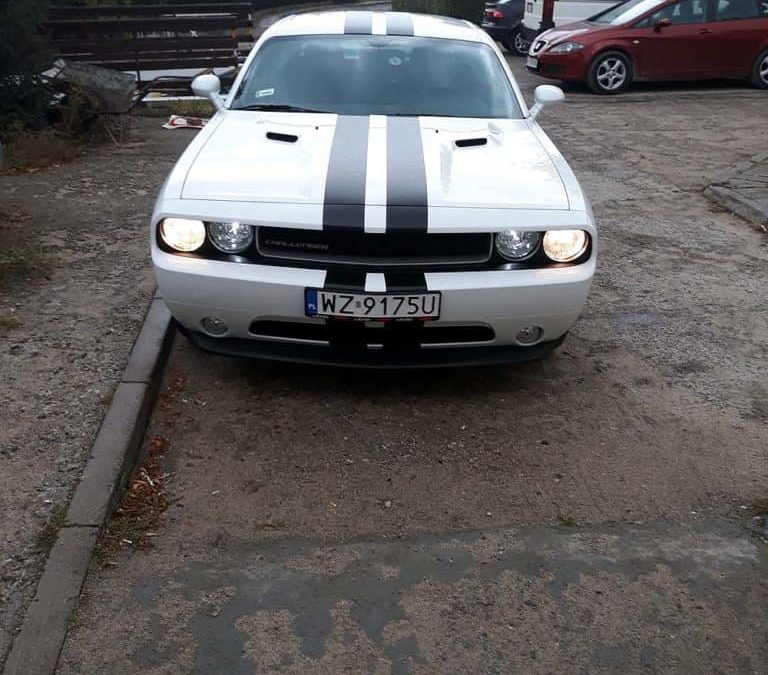 Oklejanie samochodów osobowych