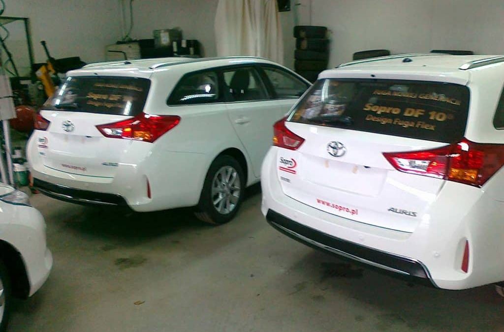 Oklejanie samochodów osobowych