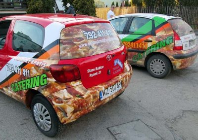 Oklejanie samochodów osobowych
