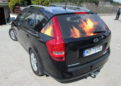 Oklejanie samochodów osobowych