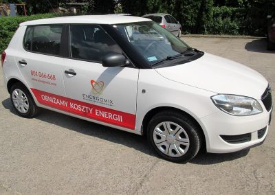 Oklejanie samochodów osobowych