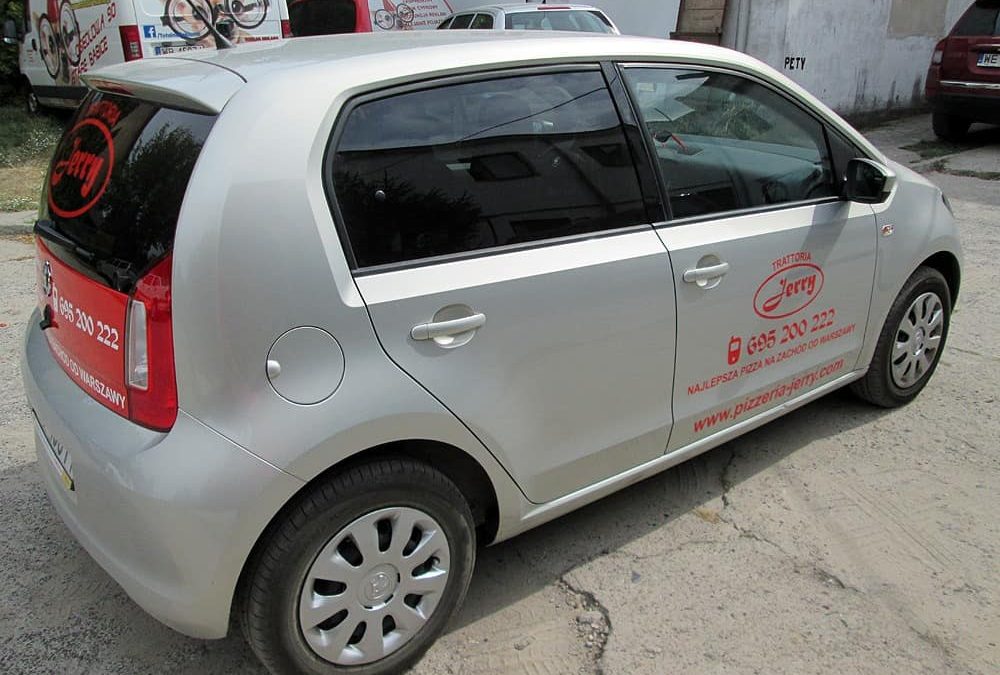 Oklejanie samochodów osobowych