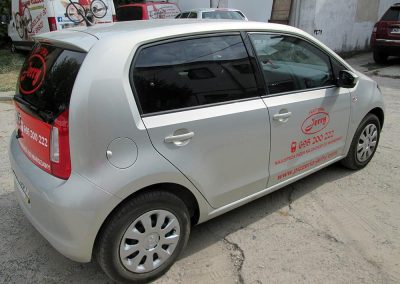 Oklejanie samochodów osobowych