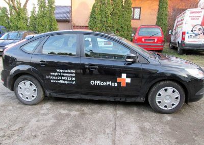 Oklejanie samochodów osobowych