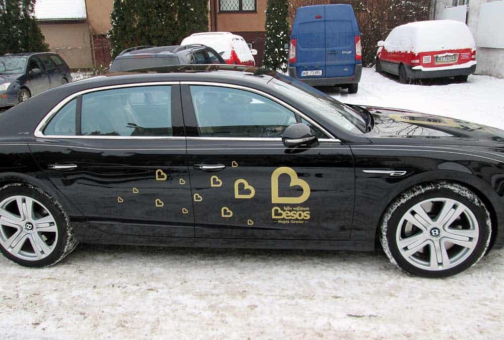 Oklejanie samochodów osobowych