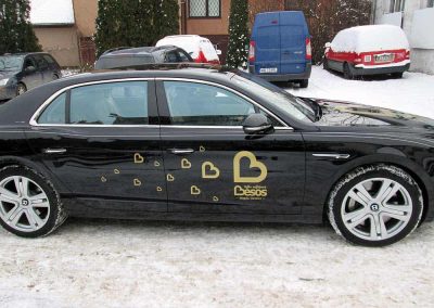 Oklejanie samochodów osobowych