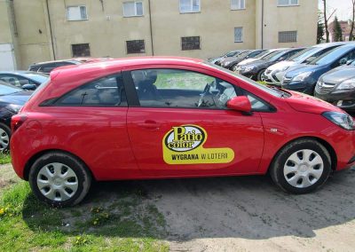 Oklejanie samochodów osobowych