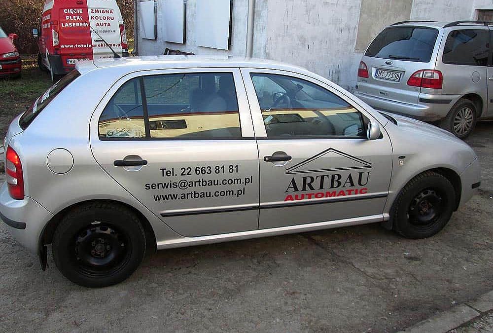 Oklejanie samochodów osobowych